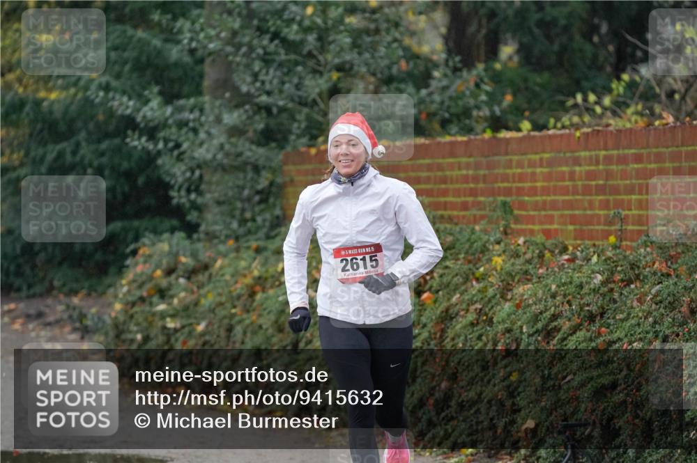 07.12.2025 - St. Pauli X-Mass-Run No. 15 Michael Burmester http://msf.ph/oto/9415632 07.12.2025 10:20:17 Laufen 15, 2615 meine-sportfotos.de