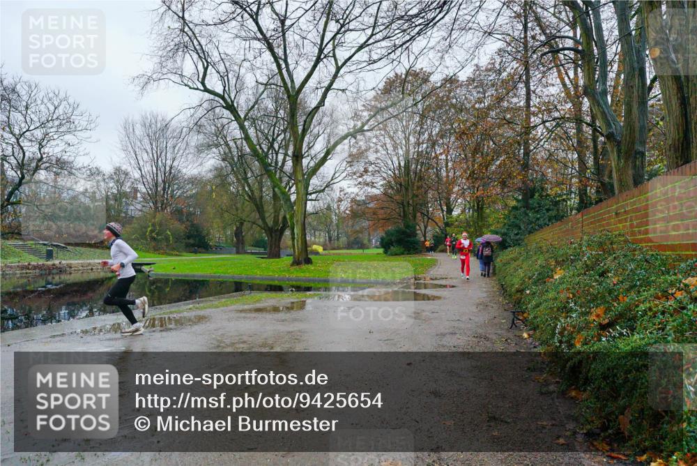 07.12.2025 - St. Pauli X-Mass-Run No. 15 Michael Burmester http://msf.ph/oto/9425654 07.12.2025 09:37:03 Laufen  meine-sportfotos.de