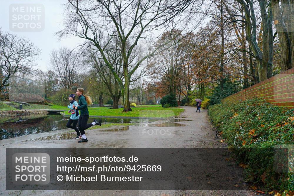 07.12.2025 - St. Pauli X-Mass-Run No. 15 Michael Burmester http://msf.ph/oto/9425669 07.12.2025 09:37:39 Laufen  meine-sportfotos.de