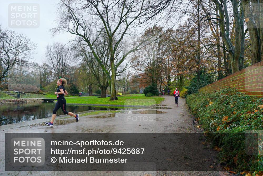 07.12.2025 - St. Pauli X-Mass-Run No. 15 Michael Burmester http://msf.ph/oto/9425687 07.12.2025 09:38:33 Laufen  meine-sportfotos.de