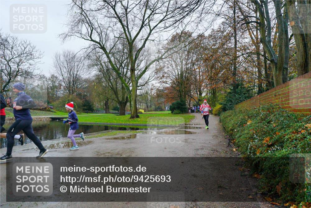 07.12.2025 - St. Pauli X-Mass-Run No. 15 Michael Burmester http://msf.ph/oto/9425693 07.12.2025 09:39:00 Laufen  meine-sportfotos.de