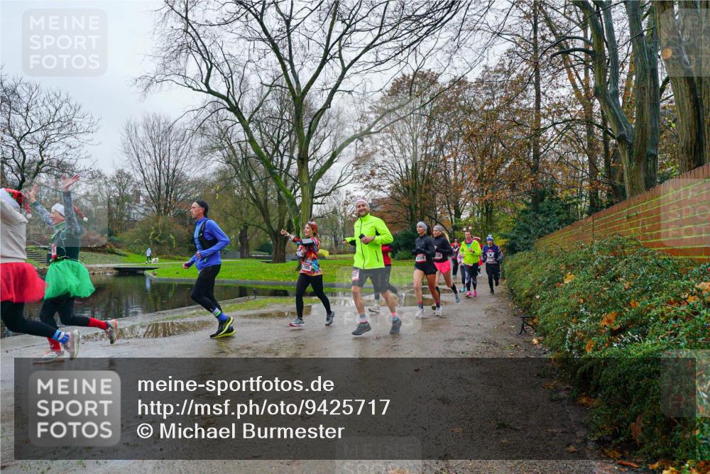 07.12.2025 - St. Pauli X-Mass-Run No. 15 Michael Burmester http://msf.ph/oto/9425717 07.12.2025 09:40:09 Laufen  meine-sportfotos.de