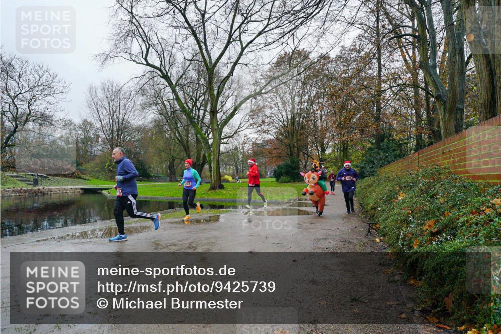 07.12.2025 - St. Pauli X-Mass-Run No. 15 Michael Burmester http://msf.ph/oto/9425739 07.12.2025 09:40:33 Laufen  meine-sportfotos.de