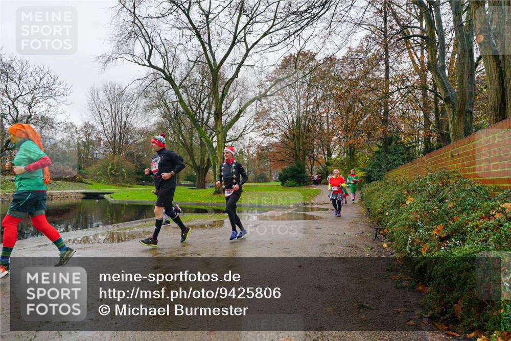 07.12.2025 - St. Pauli X-Mass-Run No. 15 Michael Burmester http://msf.ph/oto/9425806 07.12.2025 09:42:28 Laufen  meine-sportfotos.de
