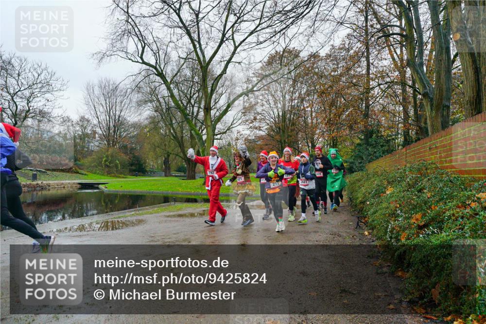 07.12.2025 - St. Pauli X-Mass-Run No. 15 Michael Burmester http://msf.ph/oto/9425824 07.12.2025 09:43:00 Laufen 792, 2167, 421, 189, 628, 213, 2681 meine-sportfotos.de