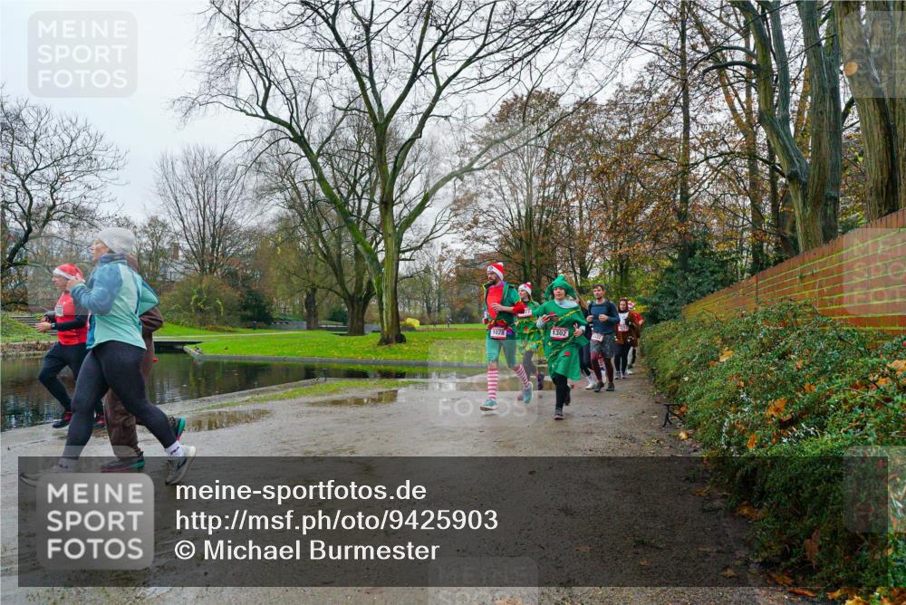 07.12.2025 - St. Pauli X-Mass-Run No. 15 Michael Burmester http://msf.ph/oto/9425903 07.12.2025 09:44:14 Laufen 1028, 1302 meine-sportfotos.de