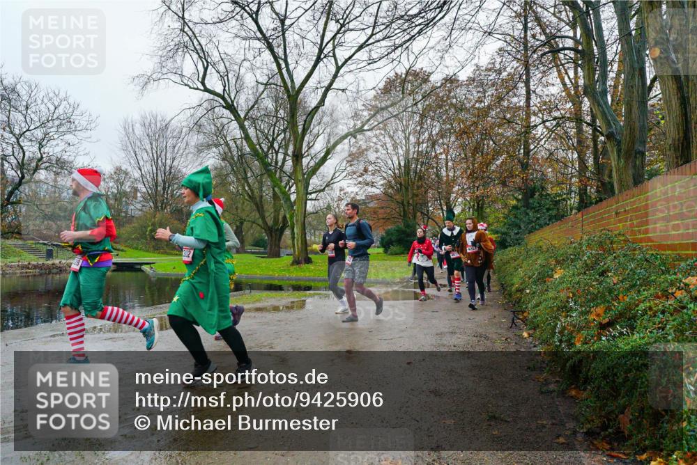 07.12.2025 - St. Pauli X-Mass-Run No. 15 Michael Burmester http://msf.ph/oto/9425906 07.12.2025 09:44:16 Laufen 302, 4251 meine-sportfotos.de
