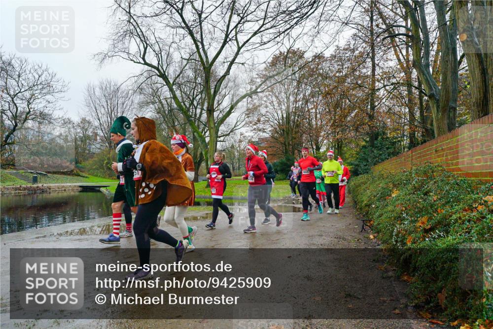 07.12.2025 - St. Pauli X-Mass-Run No. 15 Michael Burmester http://msf.ph/oto/9425909 07.12.2025 09:44:19 Laufen 51, 2756 meine-sportfotos.de
