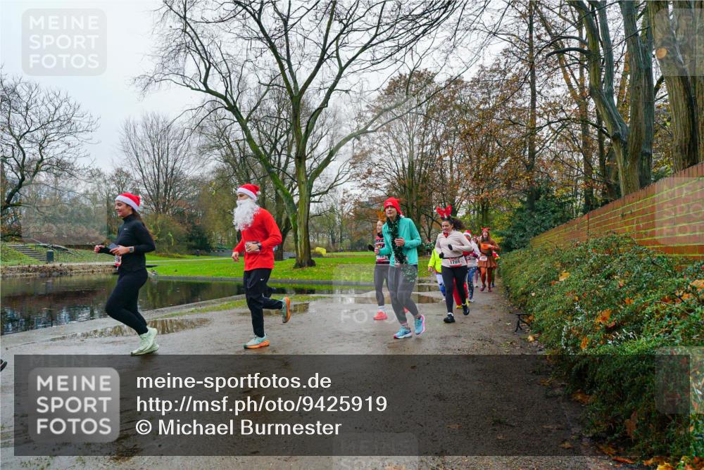 07.12.2025 - St. Pauli X-Mass-Run No. 15 Michael Burmester http://msf.ph/oto/9425919 07.12.2025 09:44:27 Laufen 1789 meine-sportfotos.de