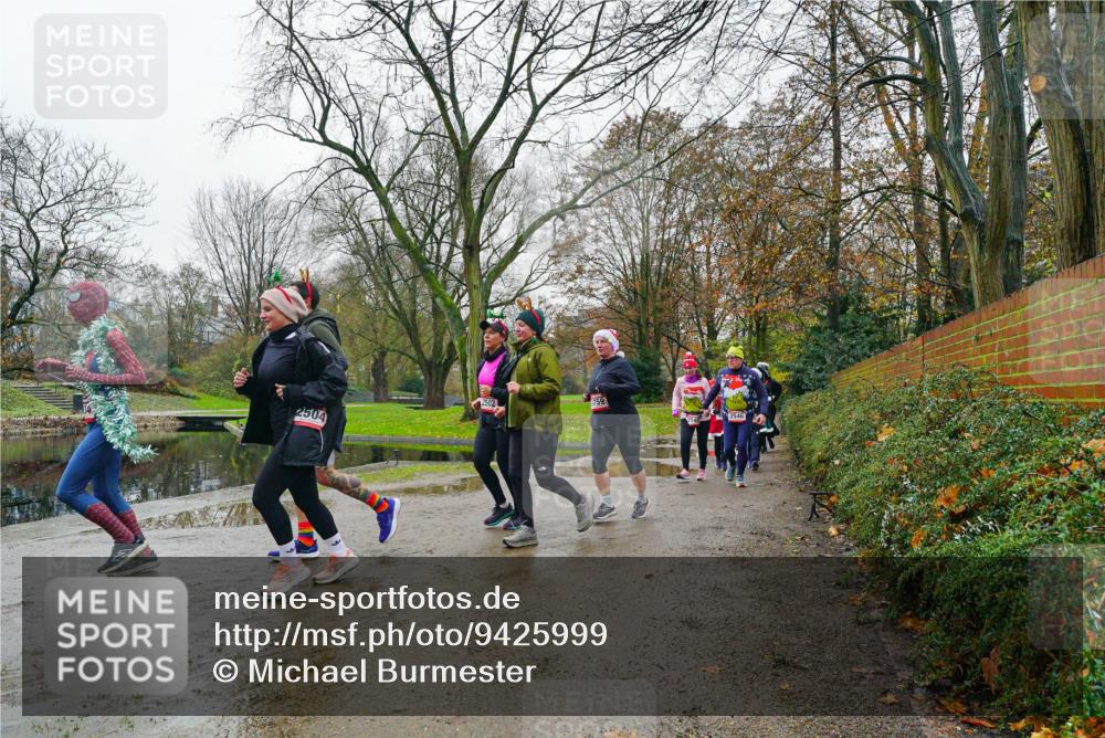 07.12.2025 - St. Pauli X-Mass-Run No. 15 Michael Burmester http://msf.ph/oto/9425999 07.12.2025 09:46:11 Laufen 2504, 2502, 759, 2546 meine-sportfotos.de