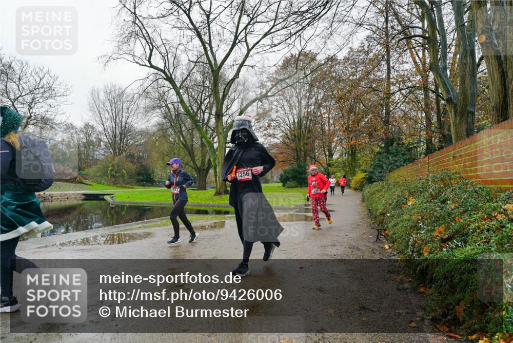 07.12.2025 - St. Pauli X-Mass-Run No. 15 Michael Burmester http://msf.ph/oto/9426006 07.12.2025 09:46:17 Laufen 1256 meine-sportfotos.de