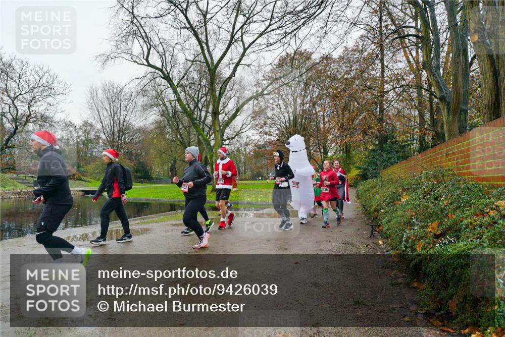 07.12.2025 - St. Pauli X-Mass-Run No. 15 Michael Burmester http://msf.ph/oto/9426039 07.12.2025 09:47:29 Laufen 1551, 3836 meine-sportfotos.de