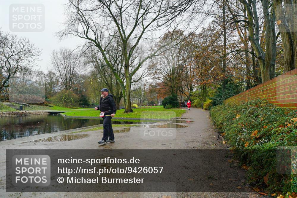 07.12.2025 - St. Pauli X-Mass-Run No. 15 Michael Burmester http://msf.ph/oto/9426057 07.12.2025 09:48:20 Laufen 663 meine-sportfotos.de