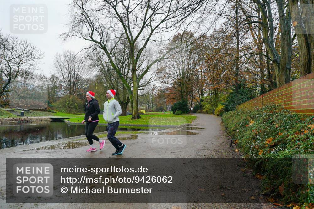 07.12.2025 - St. Pauli X-Mass-Run No. 15 Michael Burmester http://msf.ph/oto/9426062 07.12.2025 09:49:04 Laufen  meine-sportfotos.de