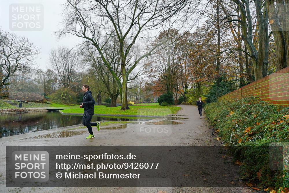 07.12.2025 - St. Pauli X-Mass-Run No. 15 Michael Burmester http://msf.ph/oto/9426077 07.12.2025 09:51:30 Laufen  meine-sportfotos.de