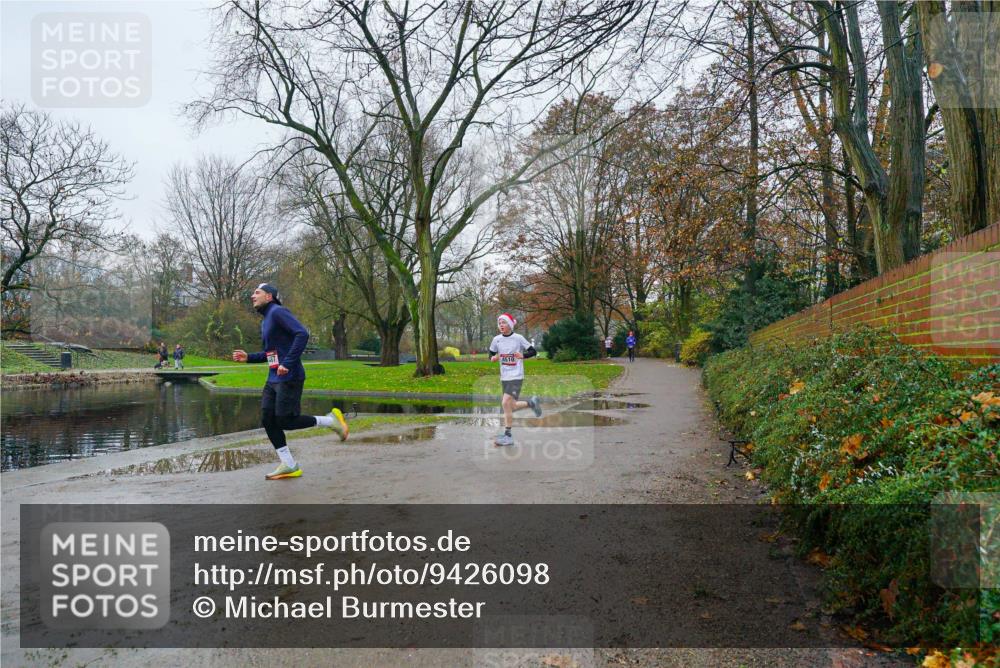 07.12.2025 - St. Pauli X-Mass-Run No. 15 Michael Burmester http://msf.ph/oto/9426098 07.12.2025 09:57:57 Laufen 4510 meine-sportfotos.de