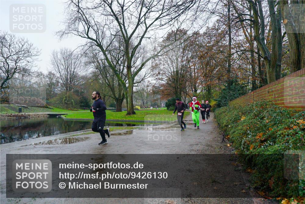 07.12.2025 - St. Pauli X-Mass-Run No. 15 Michael Burmester http://msf.ph/oto/9426130 07.12.2025 09:59:30 Laufen  meine-sportfotos.de