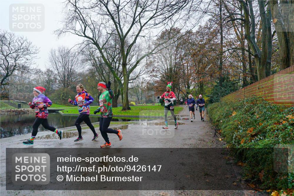 07.12.2025 - St. Pauli X-Mass-Run No. 15 Michael Burmester http://msf.ph/oto/9426147 07.12.2025 10:00:03 Laufen 4522, 454 meine-sportfotos.de