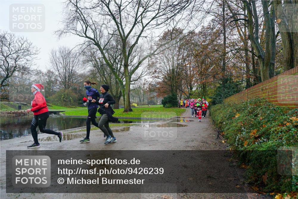 07.12.2025 - St. Pauli X-Mass-Run No. 15 Michael Burmester http://msf.ph/oto/9426239 07.12.2025 10:02:57 Laufen 76, 80 meine-sportfotos.de