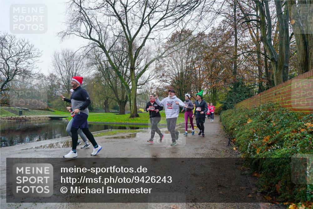 07.12.2025 - St. Pauli X-Mass-Run No. 15 Michael Burmester http://msf.ph/oto/9426243 07.12.2025 10:03:04 Laufen 1936, 3940 meine-sportfotos.de