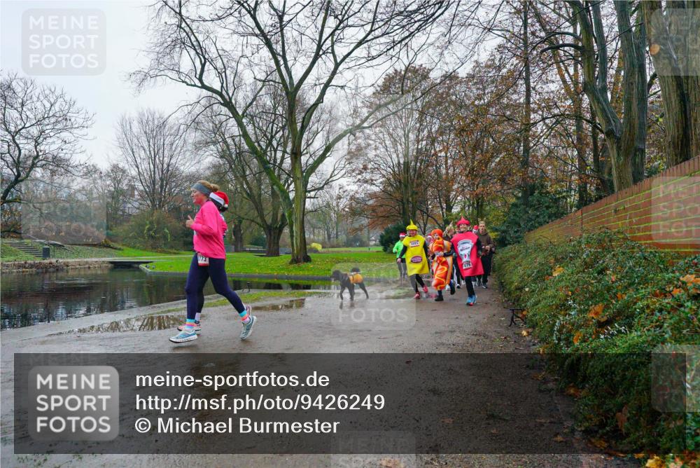 07.12.2025 - St. Pauli X-Mass-Run No. 15 Michael Burmester http://msf.ph/oto/9426249 07.12.2025 10:03:11 Laufen 3773, 879 meine-sportfotos.de