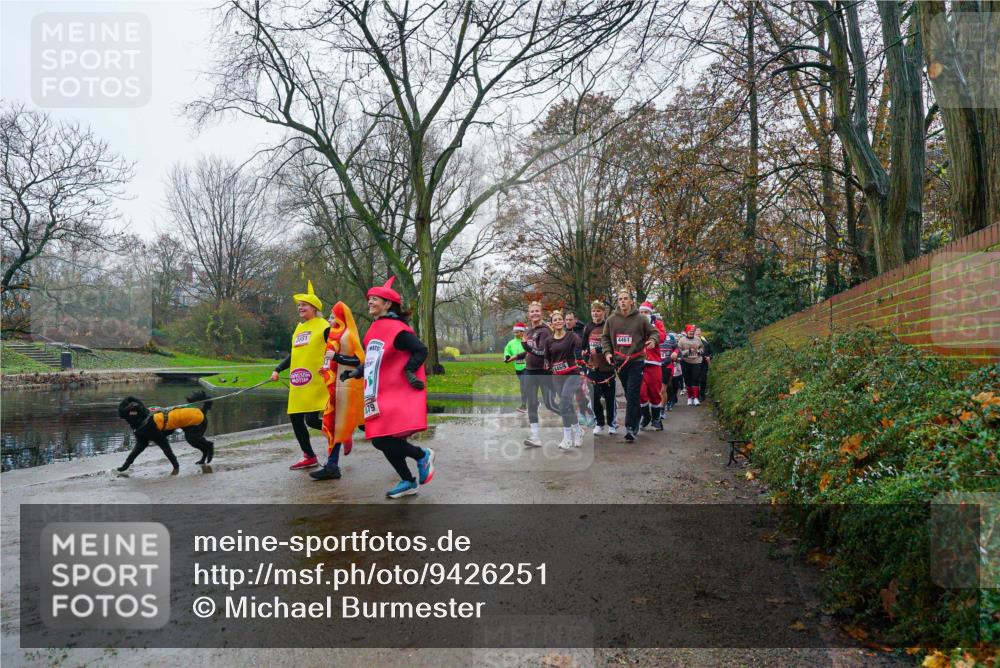 07.12.2025 - St. Pauli X-Mass-Run No. 15 Michael Burmester http://msf.ph/oto/9426251 07.12.2025 10:03:13 Laufen 3851, 879, 4461 meine-sportfotos.de