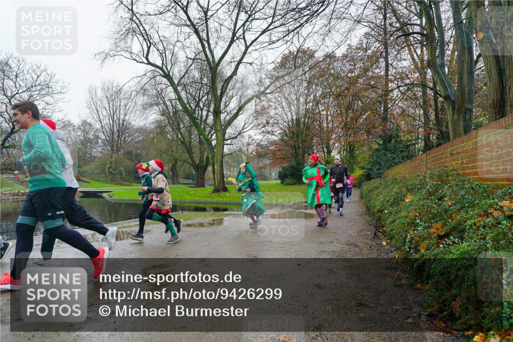 07.12.2025 - St. Pauli X-Mass-Run No. 15 Michael Burmester http://msf.ph/oto/9426299 07.12.2025 10:03:49 Laufen  meine-sportfotos.de