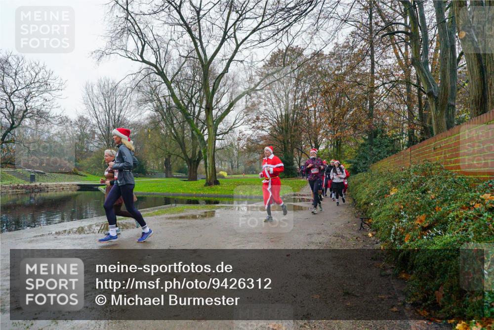 07.12.2025 - St. Pauli X-Mass-Run No. 15 Michael Burmester http://msf.ph/oto/9426312 07.12.2025 10:04:01 Laufen  meine-sportfotos.de