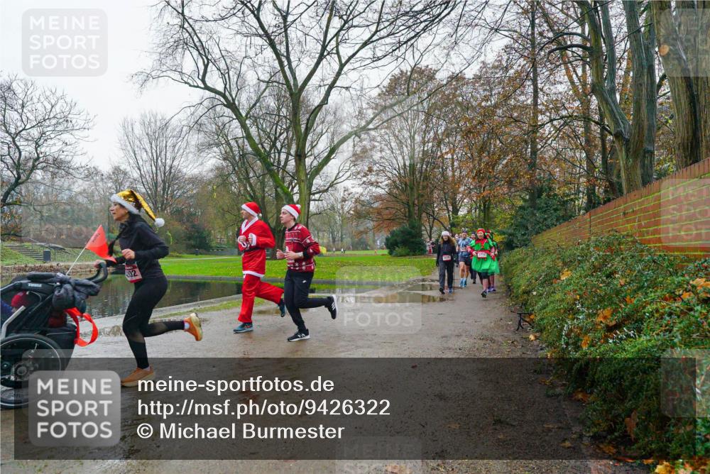 07.12.2025 - St. Pauli X-Mass-Run No. 15 Michael Burmester http://msf.ph/oto/9426322 07.12.2025 10:04:07 Laufen  meine-sportfotos.de