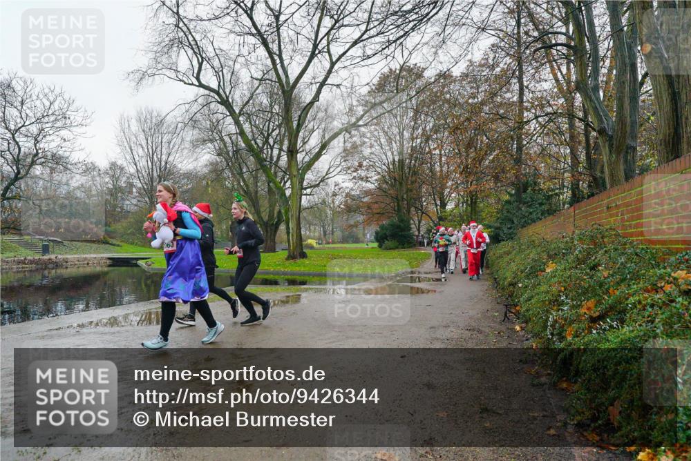 07.12.2025 - St. Pauli X-Mass-Run No. 15 Michael Burmester http://msf.ph/oto/9426344 07.12.2025 10:04:26 Laufen  meine-sportfotos.de