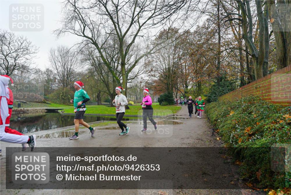 07.12.2025 - St. Pauli X-Mass-Run No. 15 Michael Burmester http://msf.ph/oto/9426353 07.12.2025 10:04:38 Laufen  meine-sportfotos.de