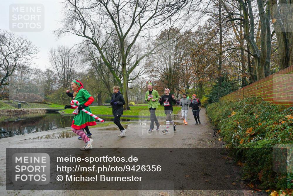 07.12.2025 - St. Pauli X-Mass-Run No. 15 Michael Burmester http://msf.ph/oto/9426356 07.12.2025 10:04:43 Laufen 299, 161 meine-sportfotos.de