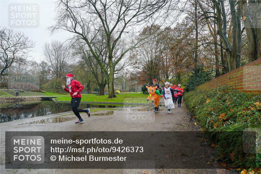 07.12.2025 - St. Pauli X-Mass-Run No. 15 Michael Burmester http://msf.ph/oto/9426373 07.12.2025 10:05:13 Laufen 426 meine-sportfotos.de