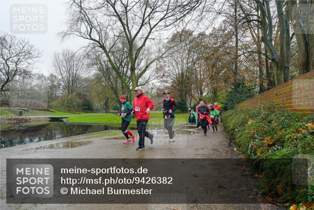 07.12.2025 - St. Pauli X-Mass-Run No. 15 Michael Burmester http://msf.ph/oto/9426382 07.12.2025 10:05:24 Laufen 2914 meine-sportfotos.de