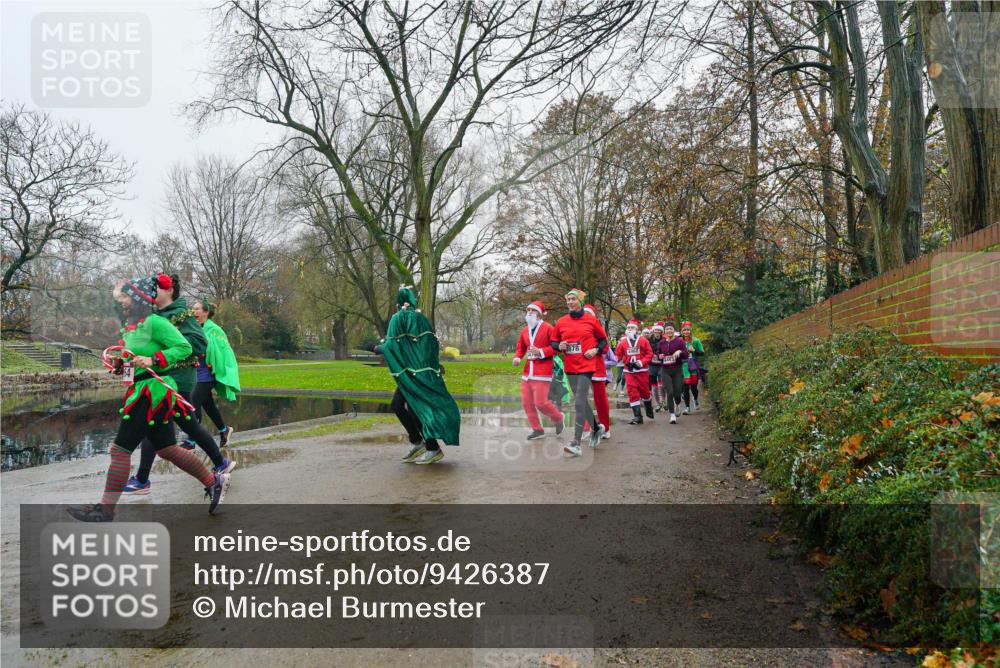 07.12.2025 - St. Pauli X-Mass-Run No. 15 Michael Burmester http://msf.ph/oto/9426387 07.12.2025 10:05:28 Laufen 2878 meine-sportfotos.de
