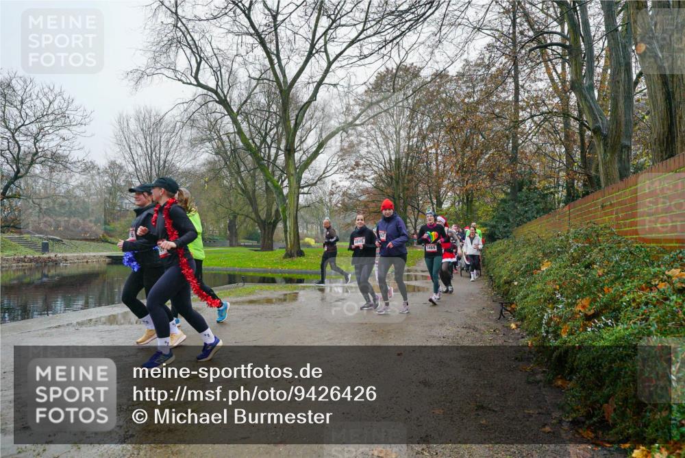 07.12.2025 - St. Pauli X-Mass-Run No. 15 Michael Burmester http://msf.ph/oto/9426426 07.12.2025 10:06:11 Laufen 4845, 3469 meine-sportfotos.de