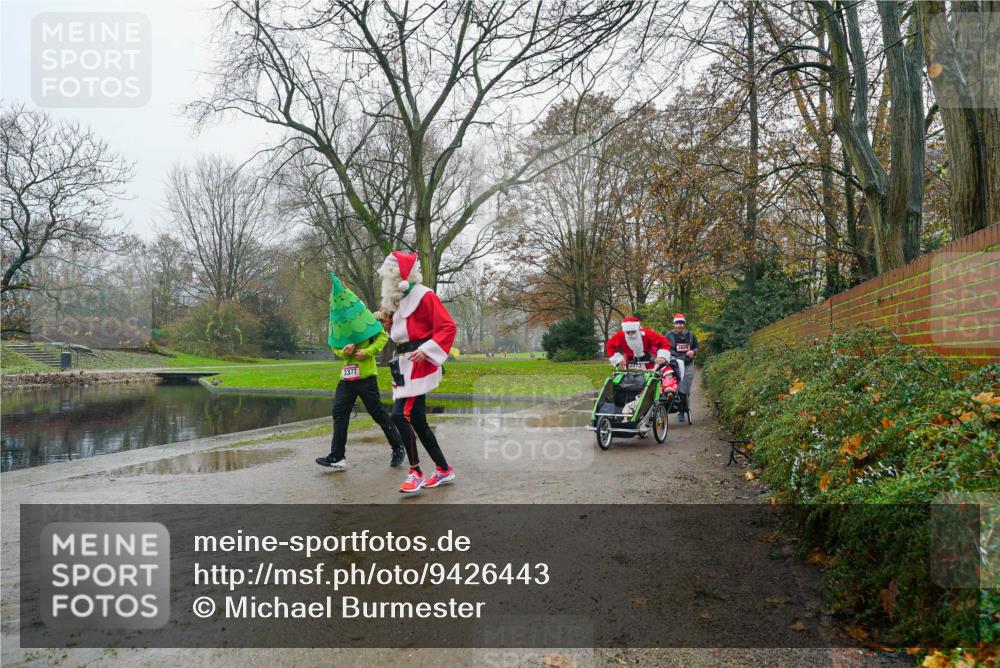 07.12.2025 - St. Pauli X-Mass-Run No. 15 Michael Burmester http://msf.ph/oto/9426443 07.12.2025 10:06:25 Laufen 3377, 2913 meine-sportfotos.de