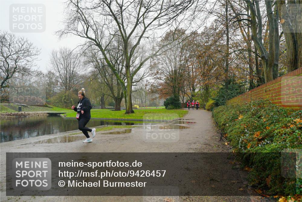 07.12.2025 - St. Pauli X-Mass-Run No. 15 Michael Burmester http://msf.ph/oto/9426457 07.12.2025 10:07:01 Laufen  meine-sportfotos.de