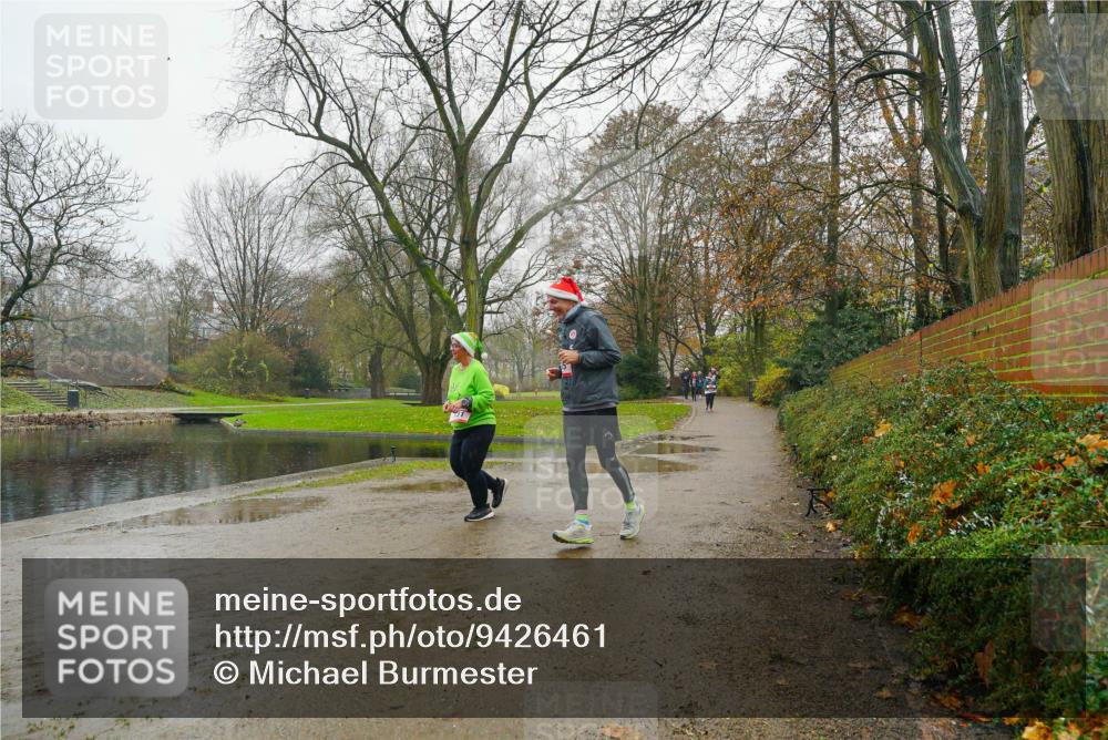 07.12.2025 - St. Pauli X-Mass-Run No. 15 Michael Burmester http://msf.ph/oto/9426461 07.12.2025 10:07:21 Laufen  meine-sportfotos.de