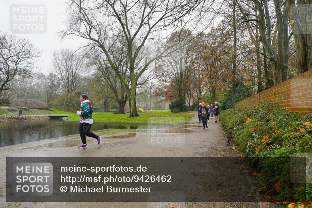 07.12.2025 - St. Pauli X-Mass-Run No. 15 Michael Burmester http://msf.ph/oto/9426462 07.12.2025 10:07:34 Laufen  meine-sportfotos.de