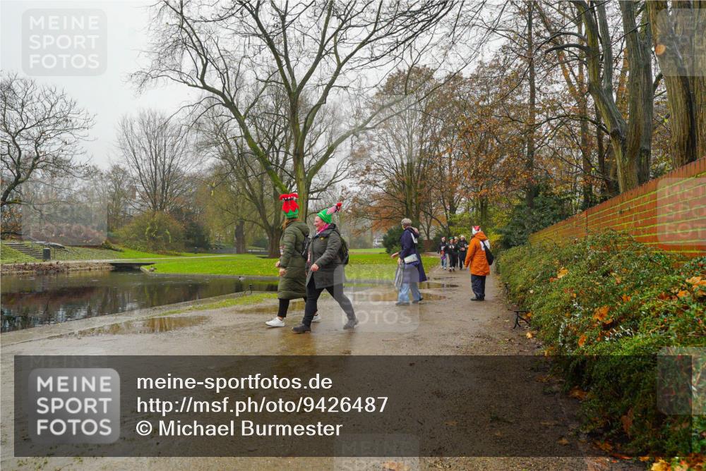 07.12.2025 - St. Pauli X-Mass-Run No. 15 Michael Burmester http://msf.ph/oto/9426487 07.12.2025 10:11:40 Laufen  meine-sportfotos.de