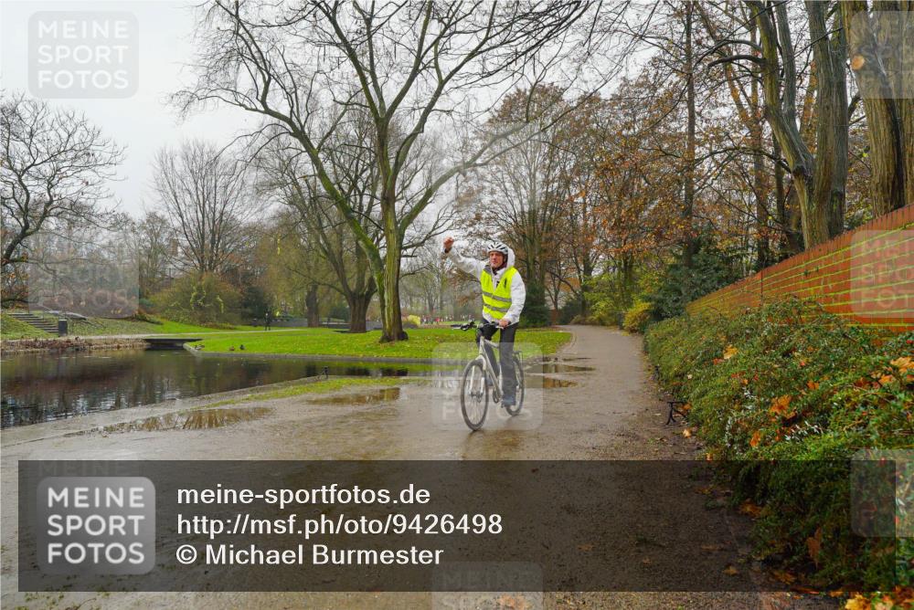 07.12.2025 - St. Pauli X-Mass-Run No. 15 Michael Burmester http://msf.ph/oto/9426498 07.12.2025 10:13:29 Laufen  meine-sportfotos.de