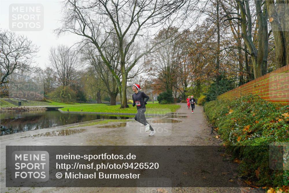 07.12.2025 - St. Pauli X-Mass-Run No. 15 Michael Burmester http://msf.ph/oto/9426520 07.12.2025 10:18:21 Laufen  meine-sportfotos.de