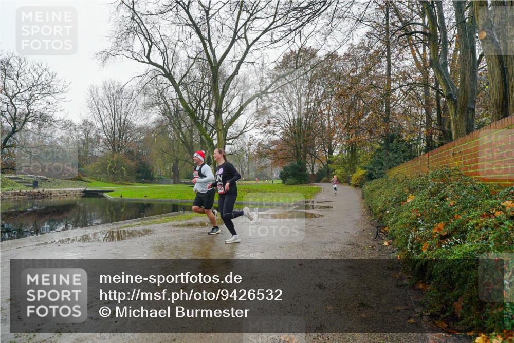 07.12.2025 - St. Pauli X-Mass-Run No. 15 Michael Burmester http://msf.ph/oto/9426532 07.12.2025 10:19:13 Laufen  meine-sportfotos.de