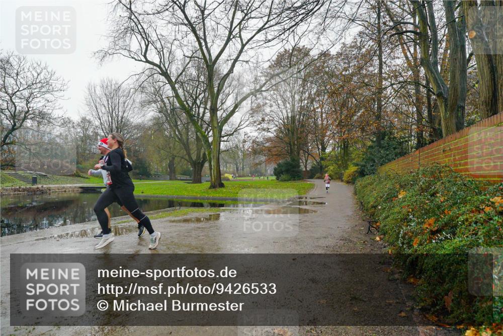 07.12.2025 - St. Pauli X-Mass-Run No. 15 Michael Burmester http://msf.ph/oto/9426533 07.12.2025 10:19:14 Laufen  meine-sportfotos.de