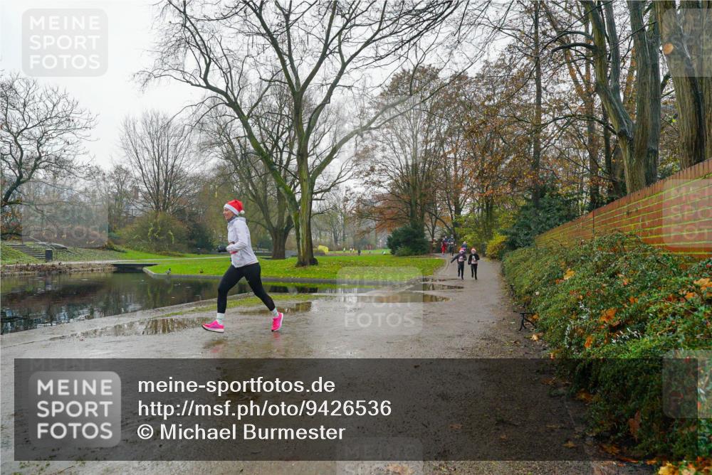 07.12.2025 - St. Pauli X-Mass-Run No. 15 Michael Burmester http://msf.ph/oto/9426536 07.12.2025 10:19:36 Laufen  meine-sportfotos.de