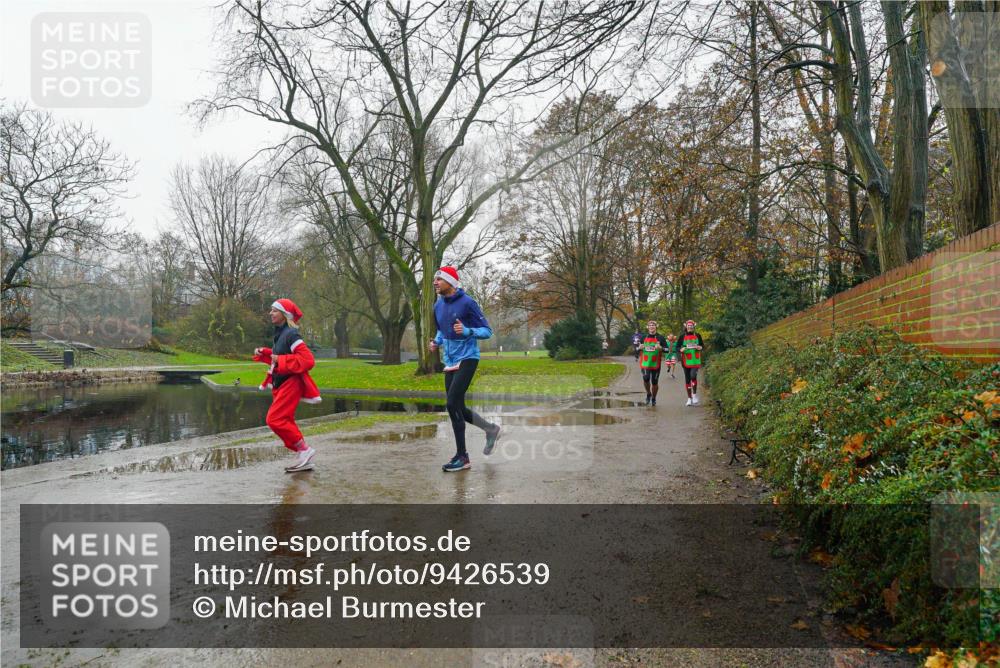 07.12.2025 - St. Pauli X-Mass-Run No. 15 Michael Burmester http://msf.ph/oto/9426539 07.12.2025 10:19:50 Laufen  meine-sportfotos.de