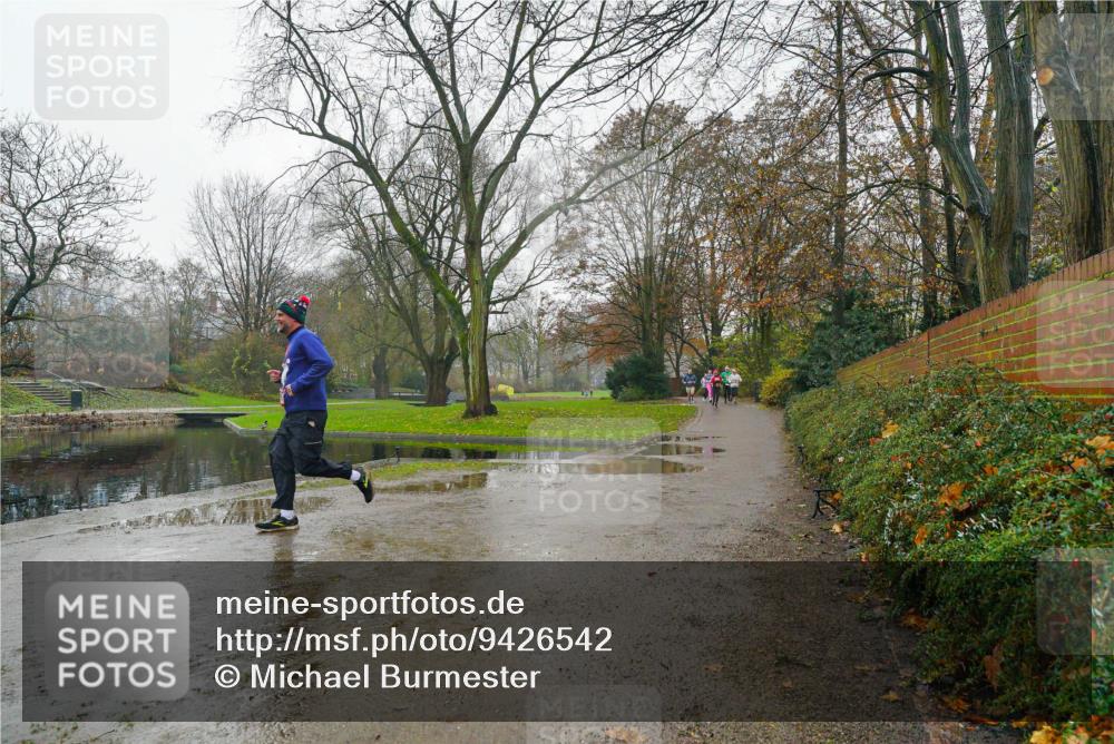 07.12.2025 - St. Pauli X-Mass-Run No. 15 Michael Burmester http://msf.ph/oto/9426542 07.12.2025 10:20:00 Laufen  meine-sportfotos.de