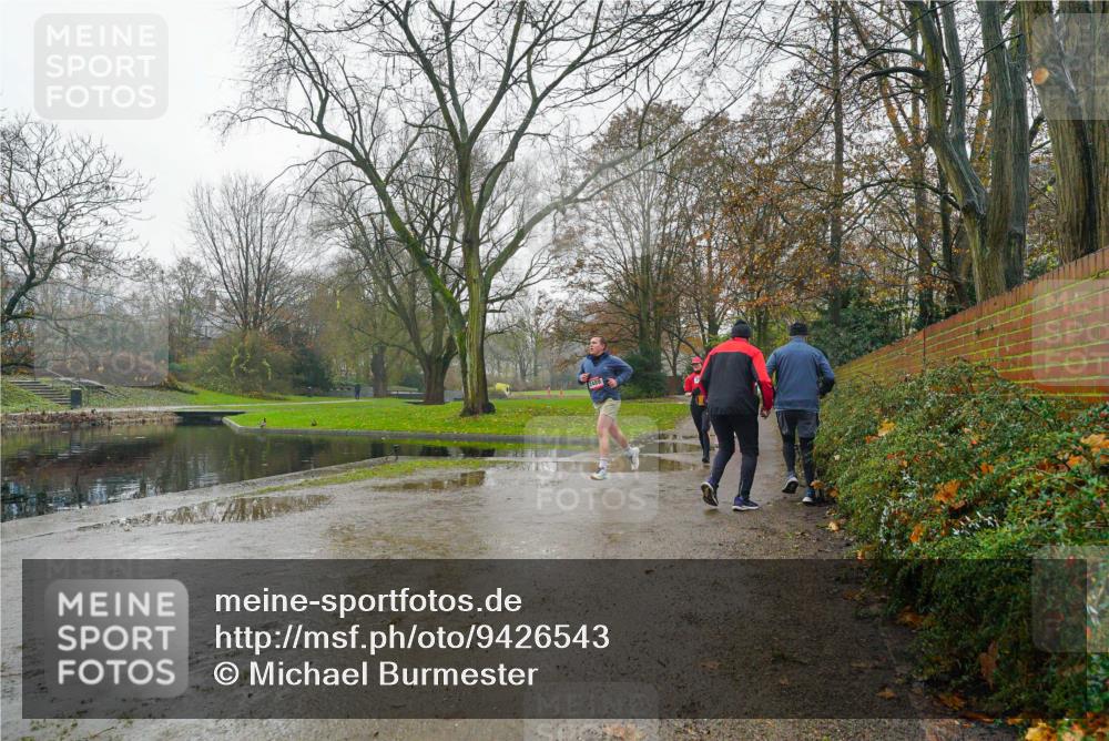 07.12.2025 - St. Pauli X-Mass-Run No. 15 Michael Burmester http://msf.ph/oto/9426543 07.12.2025 10:20:07 Laufen  meine-sportfotos.de