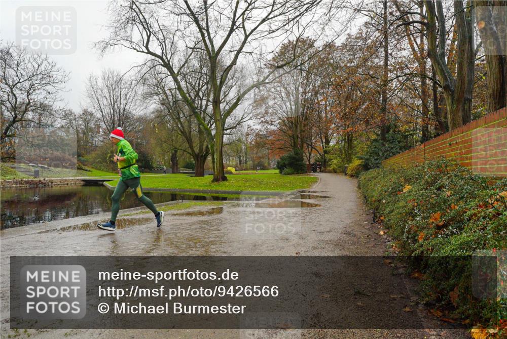 07.12.2025 - St. Pauli X-Mass-Run No. 15 Michael Burmester http://msf.ph/oto/9426566 07.12.2025 10:39:14 Laufen  meine-sportfotos.de
